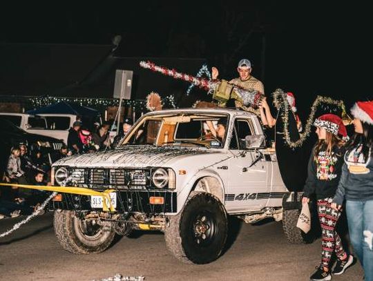 39th Annual Weihnachts Parade