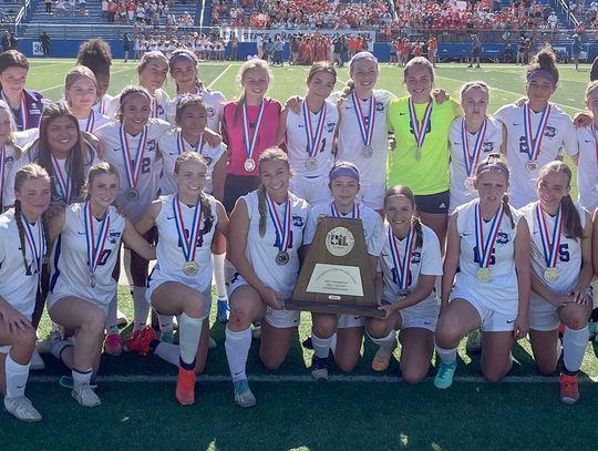 A total of 16 BHS girls soccer players earn all-district awards