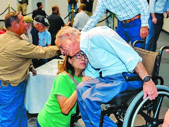 Abbott helps distribute flood funds from Strait concert