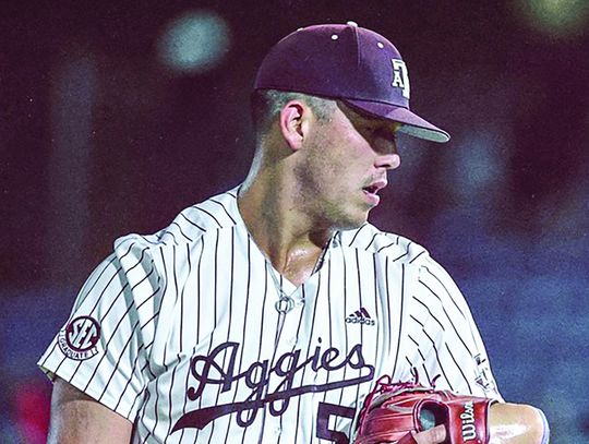 Badmaev pitches in College World Series