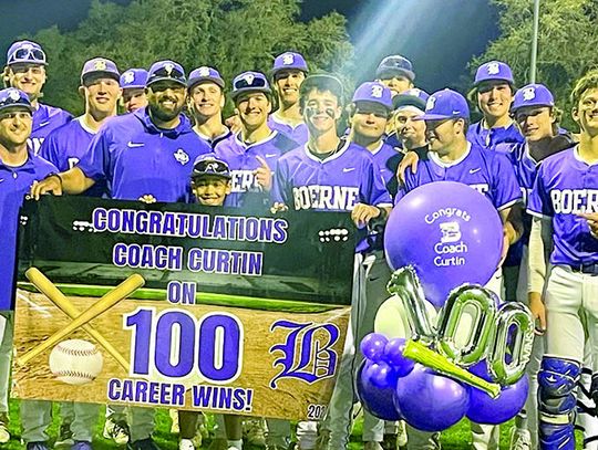 BHS baseball drops the curtain on Bandera to open district as Coach Curtin gets 100th career victory