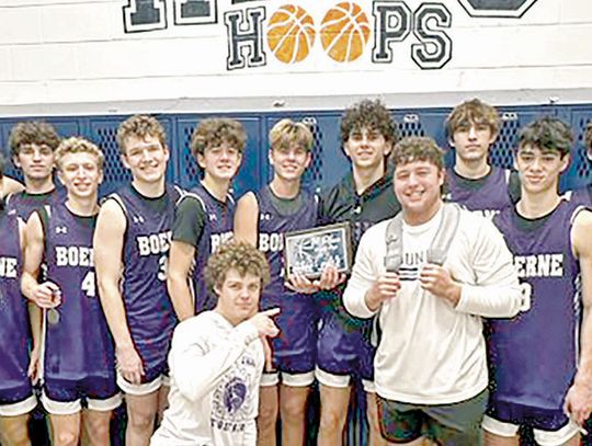 BHS boys take tourney title in Hondo