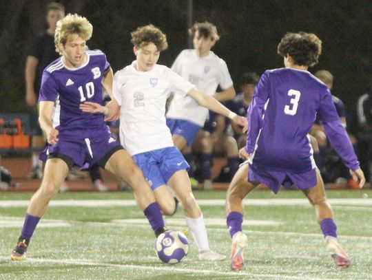 BHS soccer squads close out non-district with victories