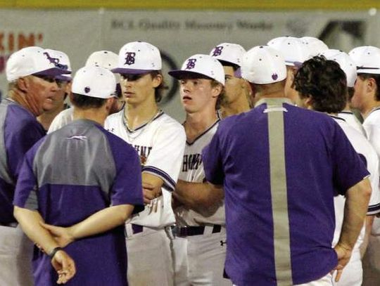 Boerne bounces back to beat Hawks