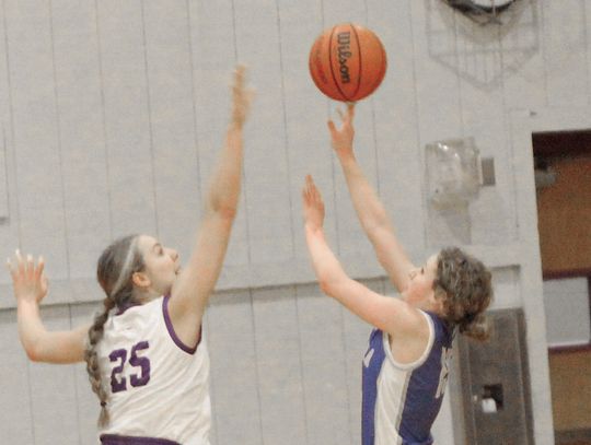 Boerne girls beat Bandera, 94-10