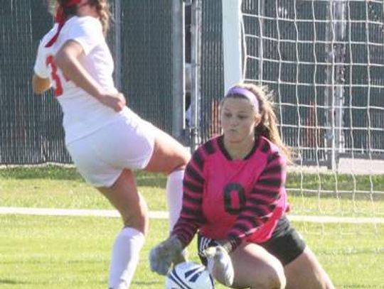 Boerne girls blank Battlin’ Billies 6-0