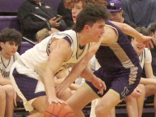 Boerne High boys add to district winning streak