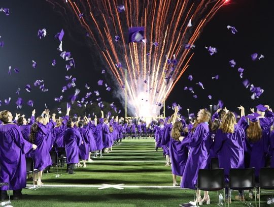 Boerne High School graduation brings school year to a close