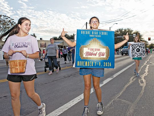 Boerne High takes Homecoming parade down Blanco