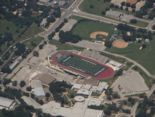 Boerne ISD hosts memorial workout at stadium