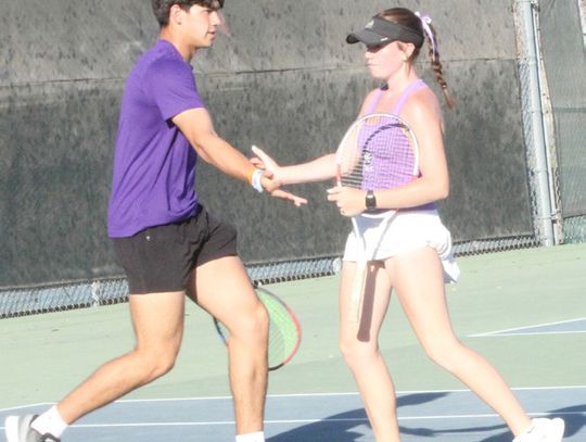 Boerne ISD tennis teams in action