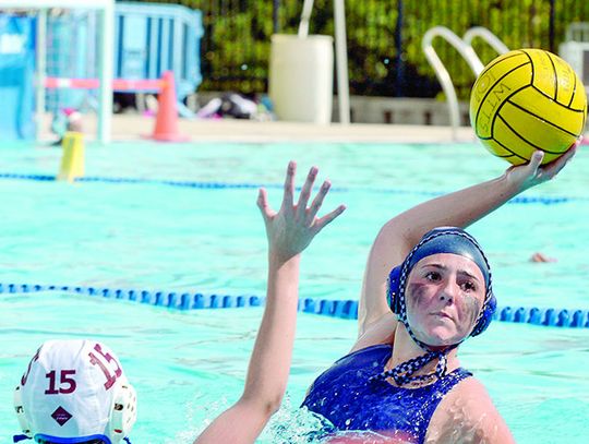 Boerne ISD water polo teams hit the water