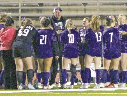 Boerne soccer squads top Tivy by one goal