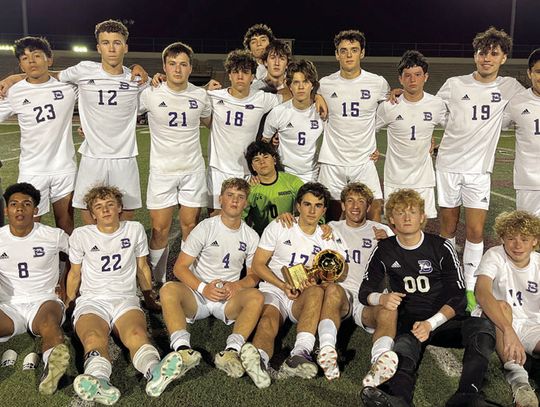 Boerne soccer teams roll to third round