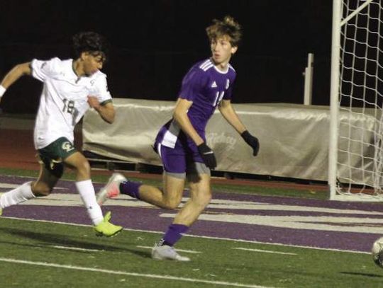 Boerne tallies 9 goals in victory over Hawks