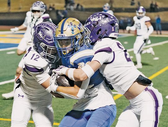 Boerne wins district, hosts playoff game Friday Boerne wins district, hosts playoff game Friday
