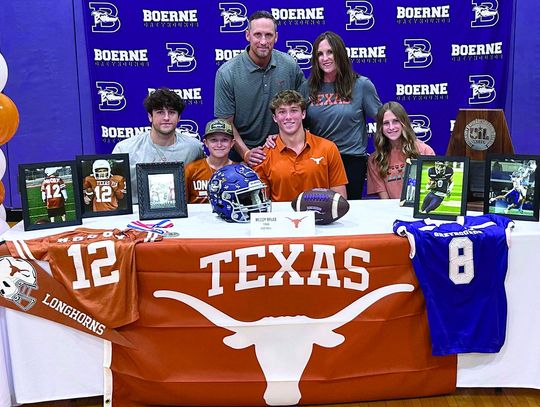 Bruce signs with University of Texas