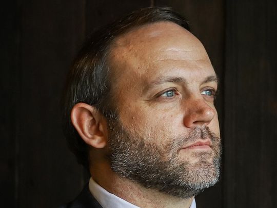 Challenger emerges in county judge race