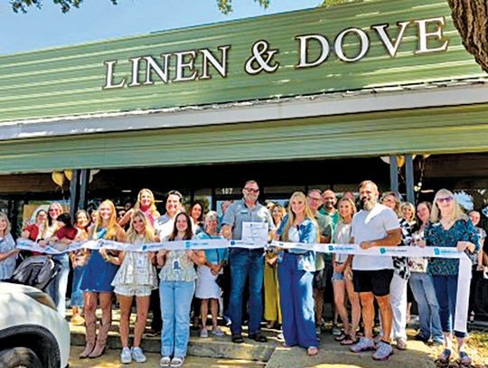 Chamber marks Linen & Dove grand opening