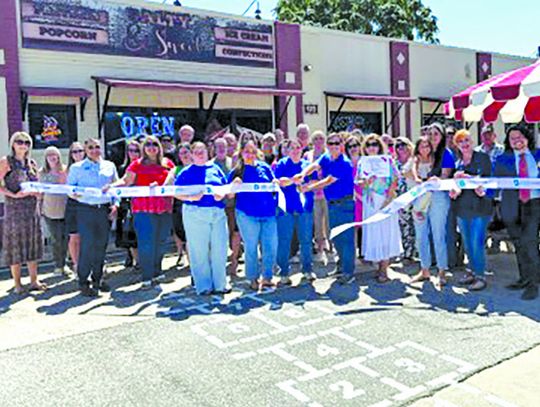 Chamber marks Salty & Sweet’s sixth