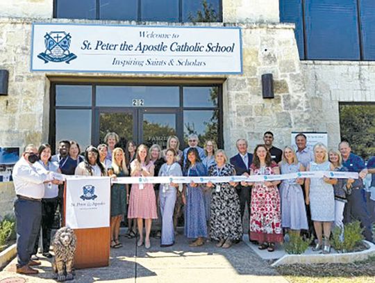 Chamber marks St. Peter school opening