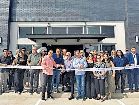 Chamber members help mark Business Park opening