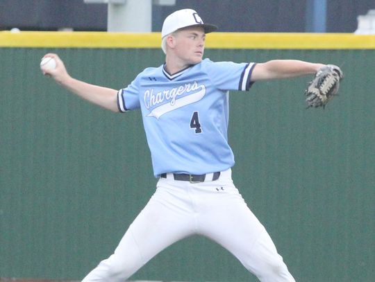 Champion drops Game 1 to Rouse, 2-1