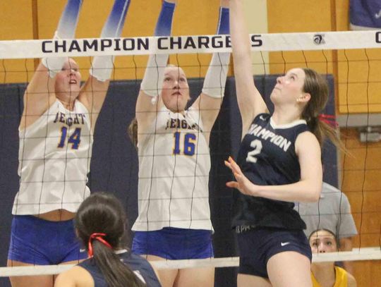 Champion volleyball beats Mules to end first round of district