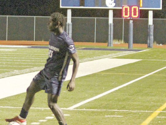 Charger soccer teams whip Wagner