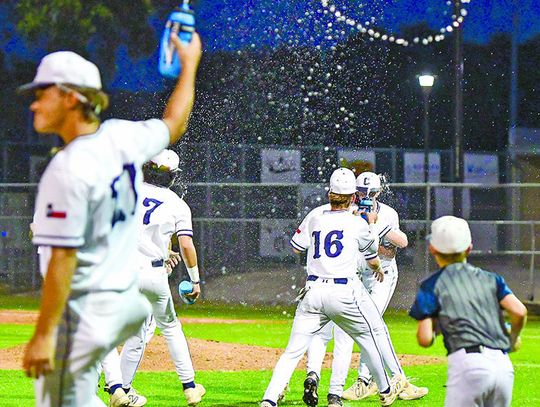 Chargers earn a share of district title, open playoffs against Cedar Park