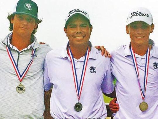 Chargers finish 2nd at regional golf tournament, headed to state