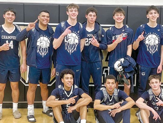 Chargers grind out playoff win over Leander Chargers grind out playoff win over Leander