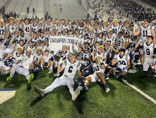 Chargers hand PSJA-North first loss of season as Champion, Boerne High and Geneva all win this week and will play Thanksgiving weekend