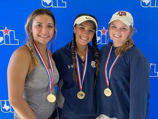 Chargers sending 3 to state tennis tourney