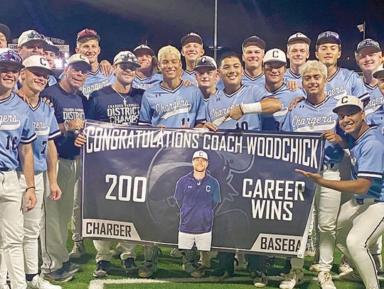 Chargers sweep Palmview as Woodchick reaches career win 200