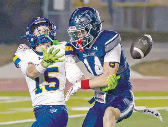 Chargers visit Lockhart as they continue district action