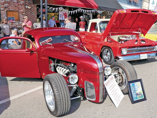 Classic cars to occupy plaza for Rod Run No. 2