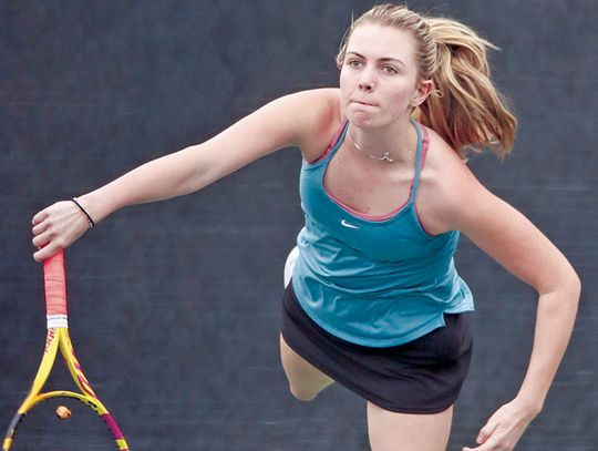 Comfort High’s Holt plays at regional tennis tourney