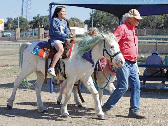 Cowboy Breakfast fundraiser boosts Fair Oaks Ranch Elementary Cowboy Breakfast fundraiser boosts Fair Oaks Ranch Elementary