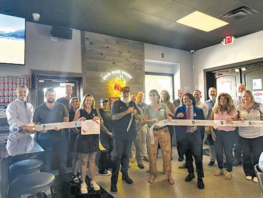 Fair Oaks Roost cuts Chamber ribbon