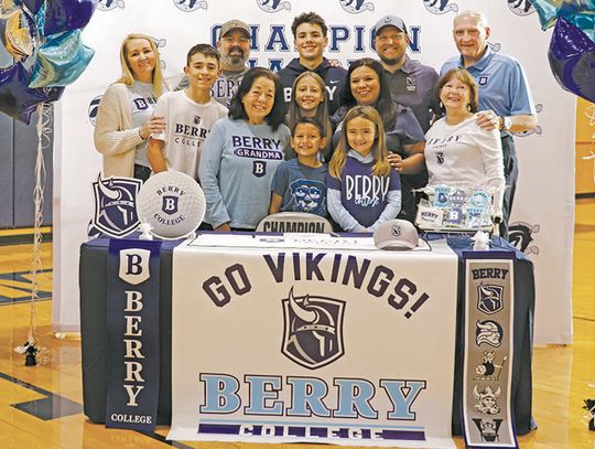 Gavin Tavitas signs with Berry College Gavin Tavitas signs with Berry College