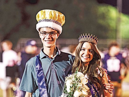 Geneva crowns homecoming king, queen