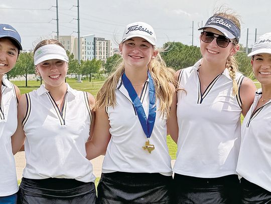 Geneva golf teams play at state tournament