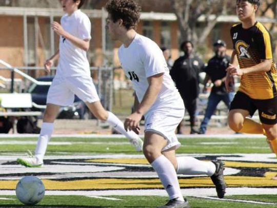 Geneva soccer teams play in final matches of district tourney