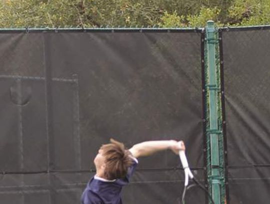 Geneva tennis team in action