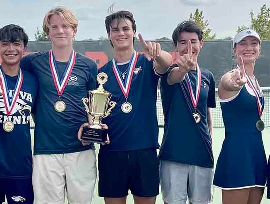 Geneva tennis team wins Hyde Park tournament