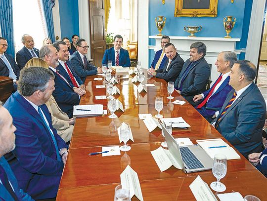 Governor holds initial Texas Jobs Council meet