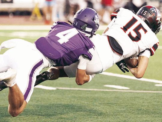 Greyhound defense clamps down on Warriors