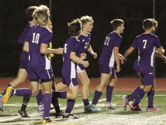 Greyhound soccer squads wrap up district Tuesday, Chargers waiting until March 25 to begin postseason