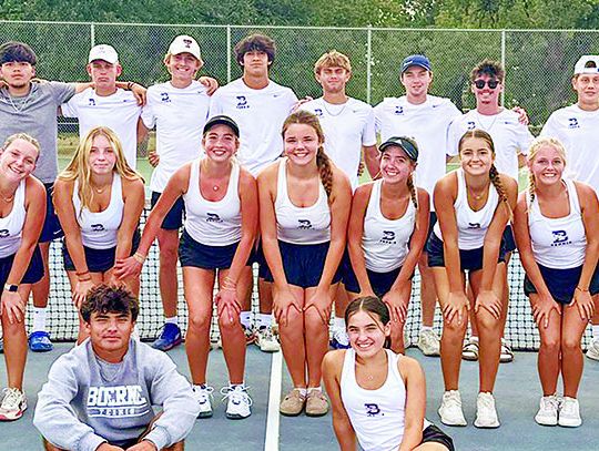 Greyhound tennis gets in final tune up before opening playoffs